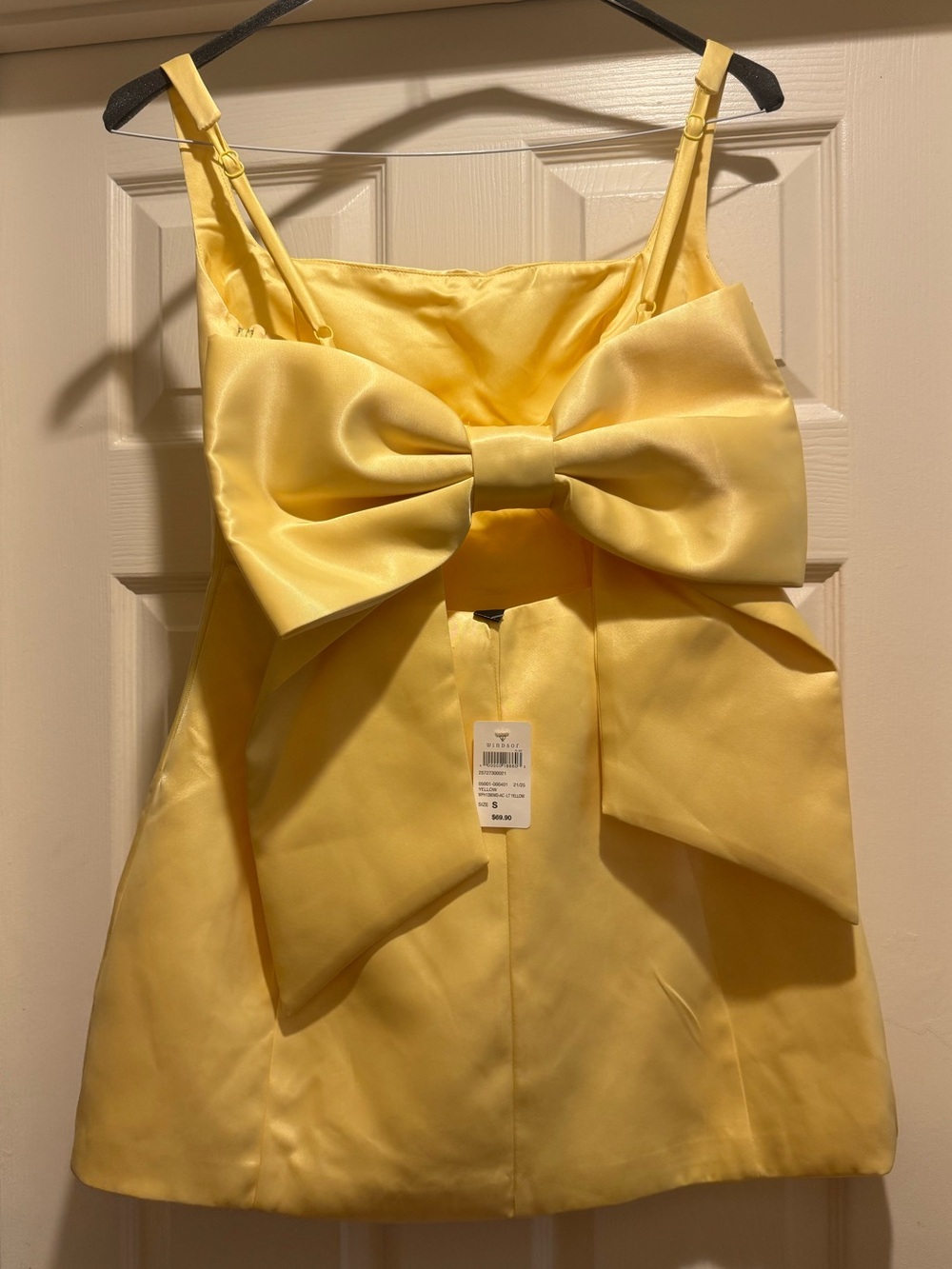 Windsor Amalia Bow A-Line Satin Short Dress. NWT